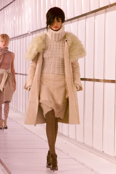 Look 29
